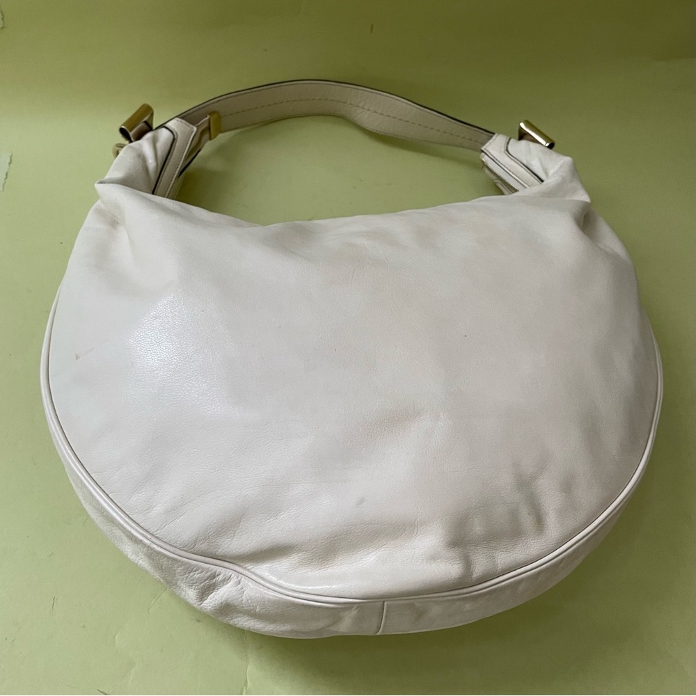 Vintage cream/gold Gucci Duchessa leather shoulder bag - Picture 10 of 16